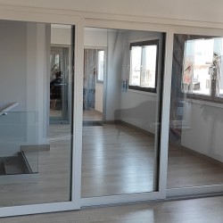 Двері PVC з паралельним складанням Двері PVC з паралельним складанням