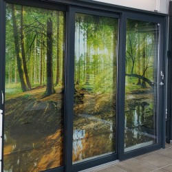 Paralelo-portas deslizantes de PVC 2900 x 2250 mm Salamander Slide e-Drive SF, unidade de vidro isolado de câmara única 4/16/4 Paralelo-portas deslizantes de PVC 2900 x 2250 mm Salamander Slide e-Drive SF, unidade de vidro isolado de câmara única 4/16/4