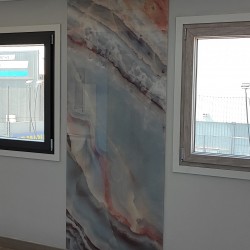 Grès cérame comme élément de décoration intérieure, impression UV sur verre Grès cérame comme élément de décoration intérieure, impression UV sur verre