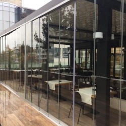 Bioclimatic gazebo with glazing for celebrations, weddings, restaurants 7m x 4m x 2.5m Pergola LED Bioclimatic gazebo with glazing for celebrations, weddings, restaurants 7m x 4m x 2.5m Pergola LED