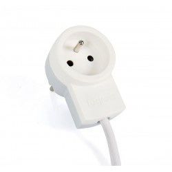 Dual-purpose plug for connecting electric blinds without additional work Dual-purpose plug for connecting electric blinds without additional work