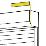 На левом боковом фасаде 