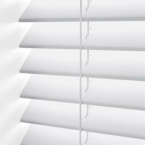 Pida Persianas de madera Lux, con Listones de 50 mm de ancho a precios de fábrica