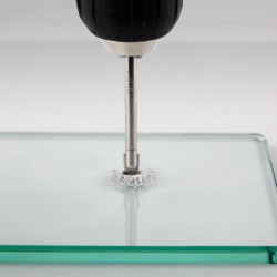 De Dienst van het boren van het omgekeerde in het glas voor het bevestigen, voor het bevestigen De Dienst van het boren van het omgekeerde in het glas voor het bevestigen, voor het bevestigen